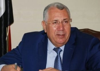 القصير والزملوط يبحثان الإسراع في تنفيذ المشروعات الزراعية بمحافظة الوادي الجديد