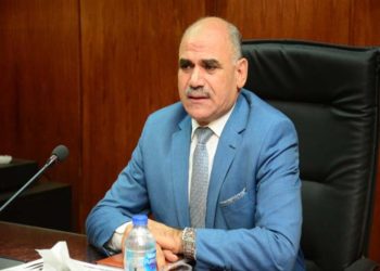 رئيس جامعة الأقصر : يدعو شركات ومصانع الانتشار بالصعيد