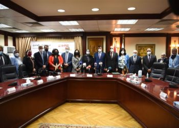 توقيع 3عقود بقيمة 292 مليون جنيه لتمويل المشروعات الصغيرة ومتناهية الصغر