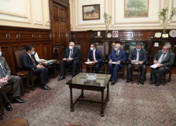 وزير الزراعة يبحث مع مدير عام المنظمة الإسلامية للأمن الغذائي التعاون في مجال تحقيق الأمن الغذائي