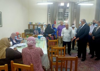 وزير الزراعة: يتفقد  أعمال  لجان تطعيم العاملين بالوزارة ضد فيروس كورونا