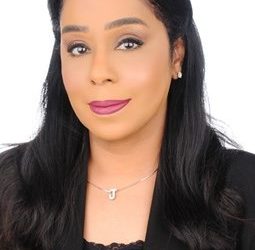 علف ذبابة الجندي الأسود البديل لعلف الصويا