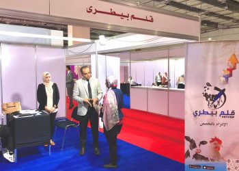 غلاء الأعلاف يهدد بقاء “الكتكوت”.. أصحاب المزارع يلجؤون للإعدام (بالفيديو)