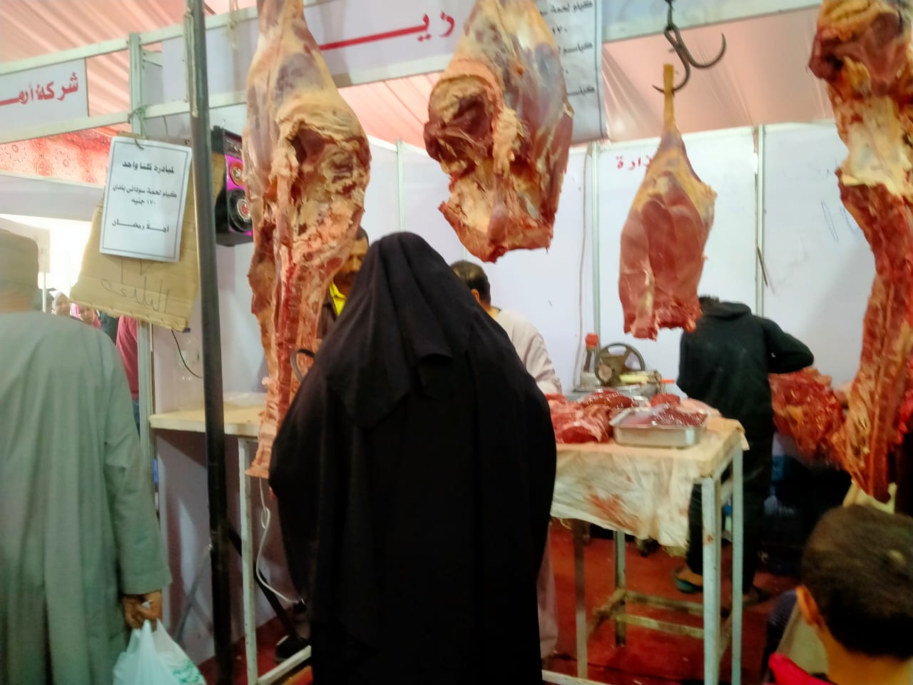 بيطري الجيزة يطلق حملة مكبرة للتأكد من جودة وصلاحية اللحوم بمعارض «أهلا رمضان»
