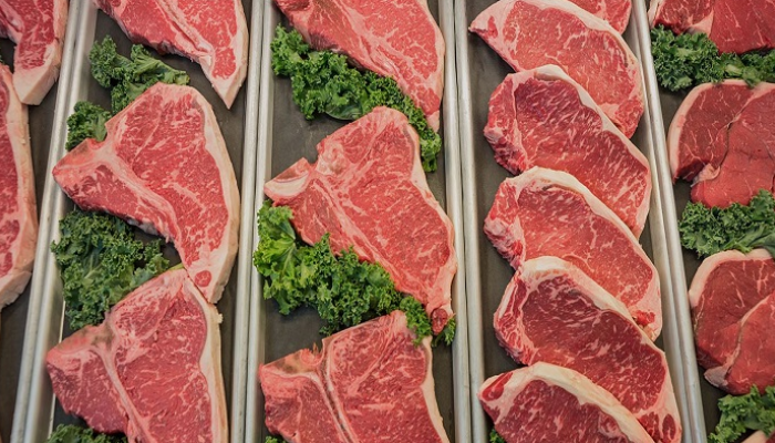 بعد شهر من الحظر.. الصين تستأنف استيراد اللحوم البرازيلية