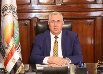 وزير الزراعة يوجه باتخاذ كافة الإجراءات الاحترازية لحماية المزارعين والمحاصيل بسبب الطقس