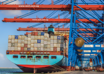 مدير مبيعات أكبر شركات استيراد الخامات ينفي ماتم تداوله بوقف العمل بـ"نموذج 4 في البنوك