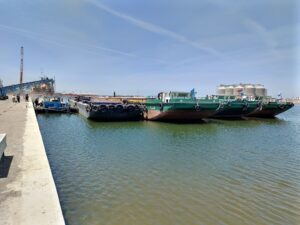 ميناء دمياط يستقبل 12112 طن ذرة و 5500 طن كسب صويا