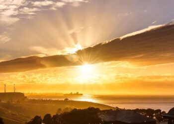 أجواء خريفية معتدلة.. درجات الحرارة العظمى والصغرى المتوقعة اليوم الأربعاء