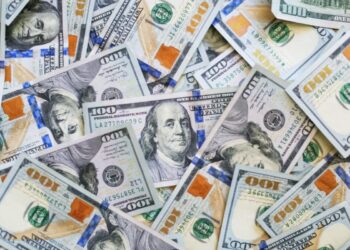 سعر الدولار واليورو الآن في البنوك