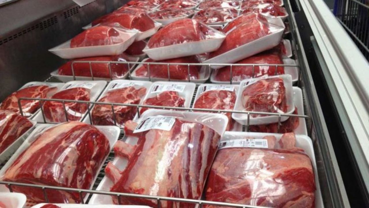 إنتاج اللحوم الحمراء في الولايات المتحدة يتراجع بنسبة 11% في شهر مارس