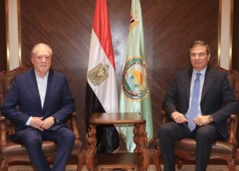 وزير الزراعة يبحث مع رئيس اتحاد مصدرى اللحوم والدواجن البرازيلي تعزيز التعاون المشترك