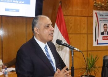 الزراعة تواصل توعية المزارعين الاستفادة من جمع وتدوير قش الأرز في تصنيع الأعلاف بالغربية والقليوبية