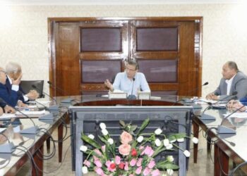 وزير الزراعة يبحث سبل النهوض بإنتاج الألبان وتحسين أوضاع المربيين