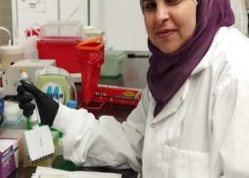 إسراء حمدي الإصابة بطفيل الليكوسيتوزون في الحمام