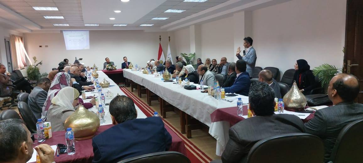 "الخدمات البيطرية" تتابع جهود تحصين الماشية والوضع الوبائي وأعمال الرصد ودعم المربين