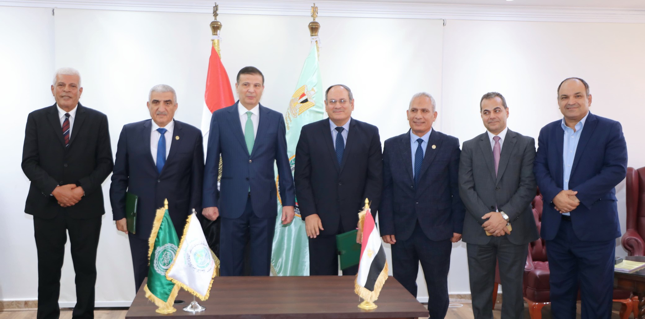 الزراعة وأكساد يوقعان حزمة مشروعات لتعزيز الأمن الغذائي وتطوير سلالات المحاصيل والثروة الحيوانية