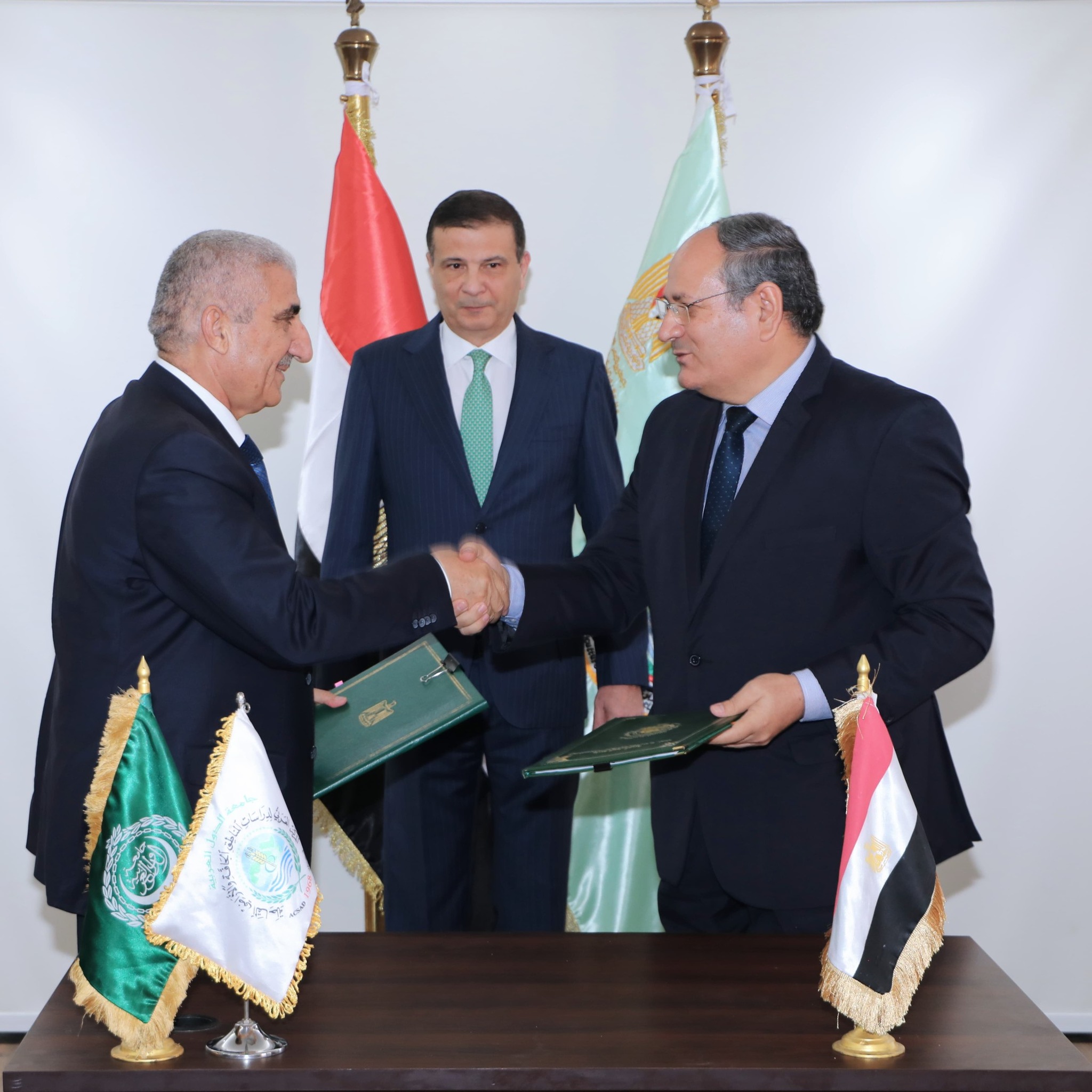 الزراعة وأكساد يوقعان حزمة مشروعات لتعزيز الأمن الغذائي وتطوير سلالات المحاصيل والثروة الحيوانية