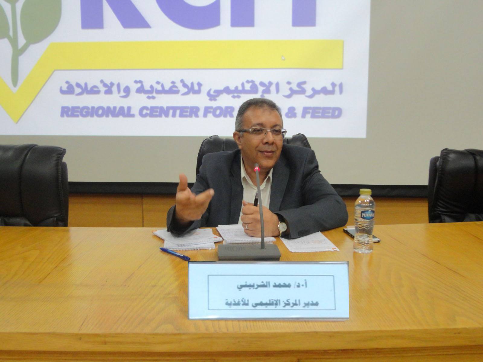 البحوث الزراعية وممثلي شركات الأعلاف يبحثان تطوير منظومة التسجيل وتذليل العقبات