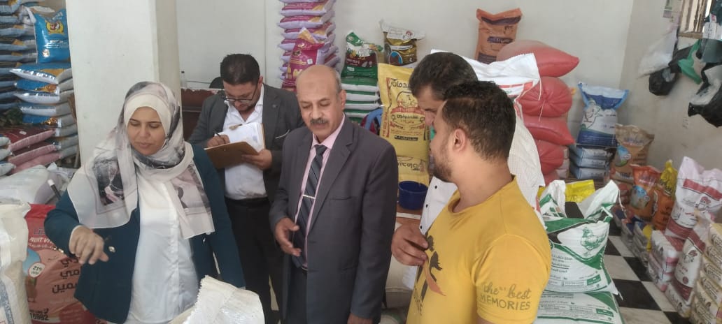 ضبط 12,5 طنًا من الأعلاف مجهولة المصدر بدمياط