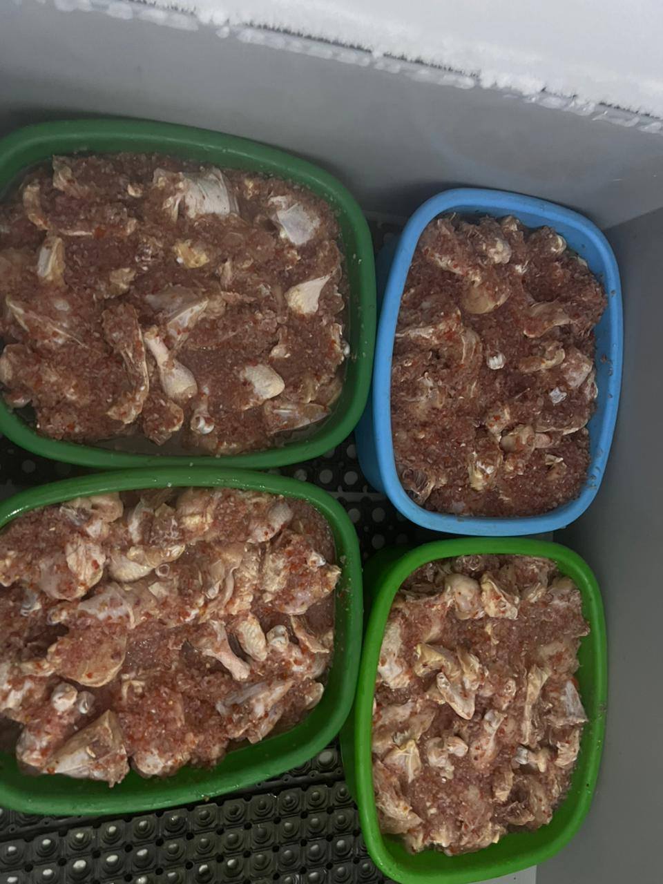 "الزراعة": ضبط أكثر من 372 طن لحوم ودواجن وأسماك غير صالحة خلال أغسطس