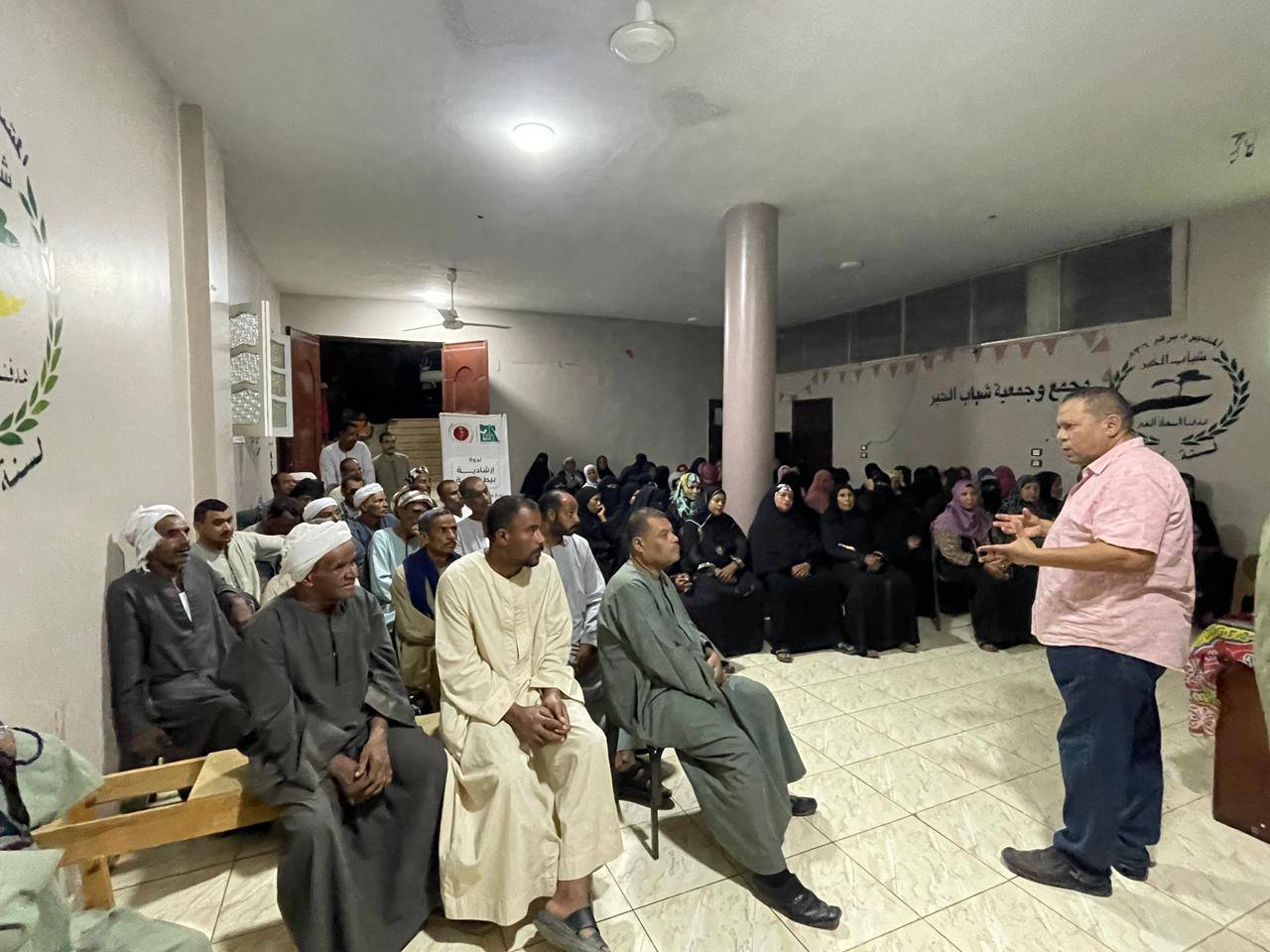 "التناسليات الحيوانية" يطلق قافلة بيطرية مجانية لدعم صغار المربين بمحافظة قنا