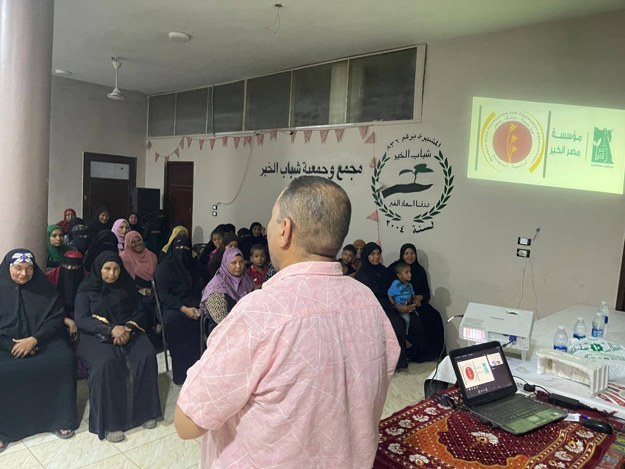 "التناسليات الحيوانية" يطلق قافلة بيطرية مجانية لدعم صغار المربين بمحافظة قنا