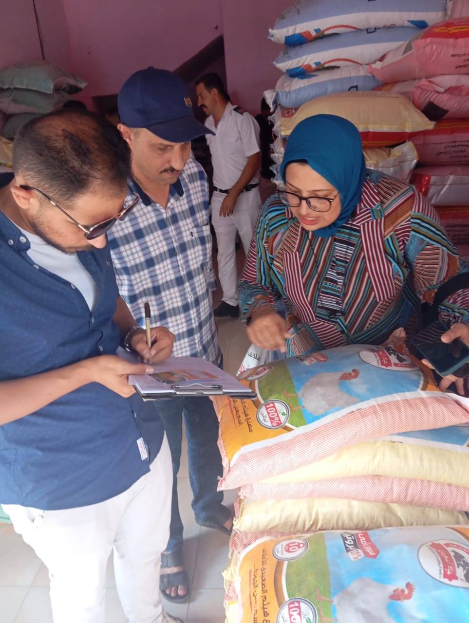 "الزراعة" تواصل مكافحة الغش والاحتكار في سوق الأعلاف.. حملة مكثفة تضبط 73 طنًا من الأعلاف مجهولة المصدر في 4 محافظات