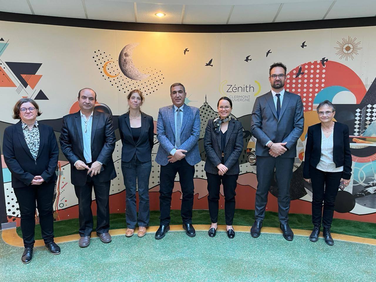 "الزراعة" تشارك في الدورة 34 لقمة تربية الماشية بفرنسا