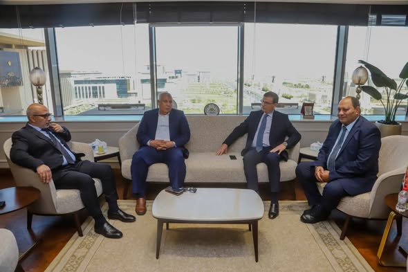 الزراعة تبحث تعزيز الاستثمار في مجال الإنتاج الحيواني بالوادي الجديد