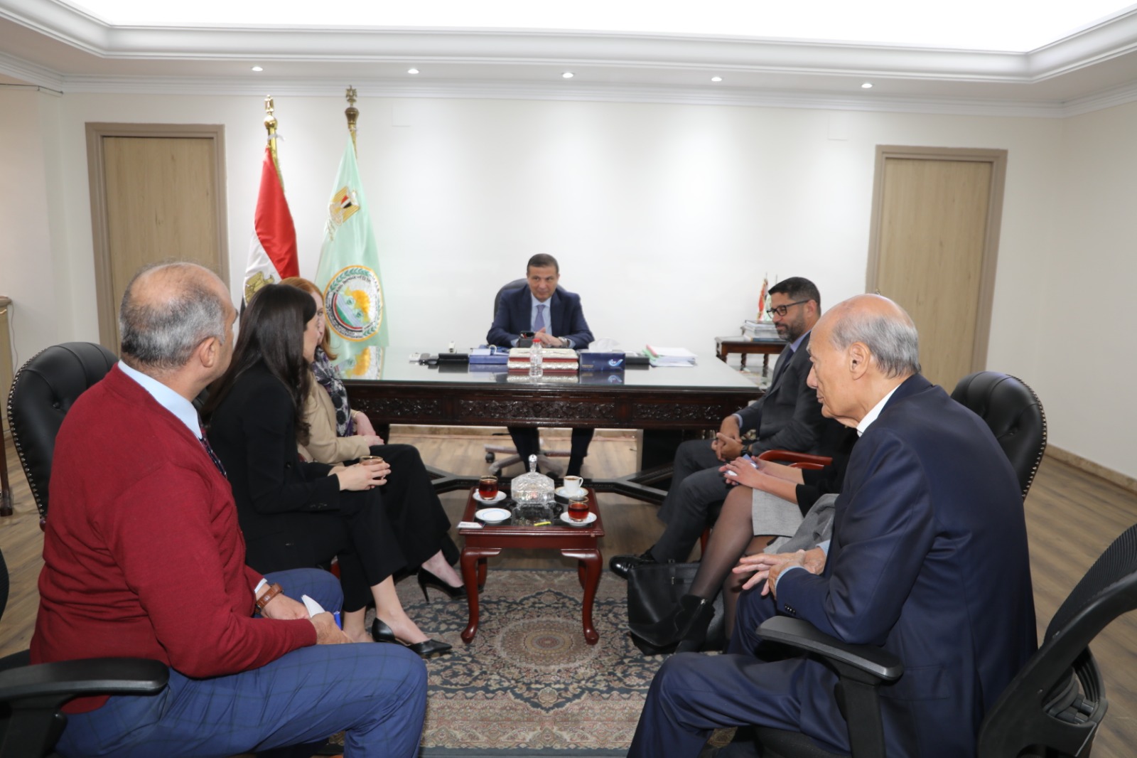 وزير الزراعة يبحث مع ممثلي "كرافت هاينز" توسيع الاستثمارات وتعزيز الزراعة التعاقدية