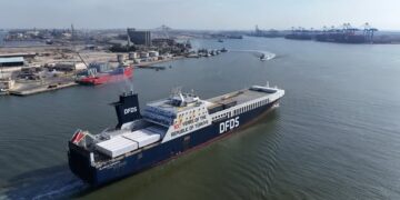 ميناء دمياط