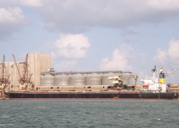 ميناء دمياط