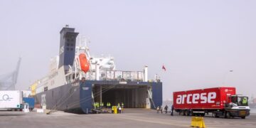 ميناء دمياط