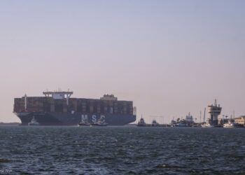 ميناء دمياط