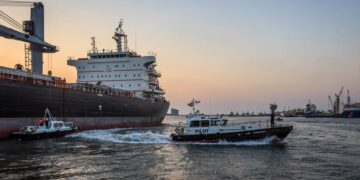 ميناء دمياط يستقبل 749 طن قمح خلال 24 ساعة