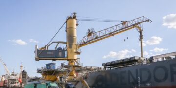 ميناء دمياط