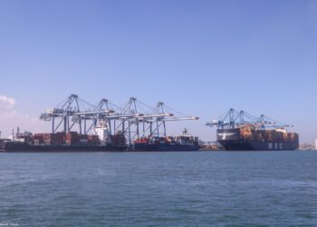 ميناء دمياط