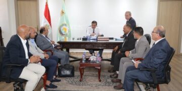 وزير الزراعة يبحث مع شعبة "بيض المائدة"