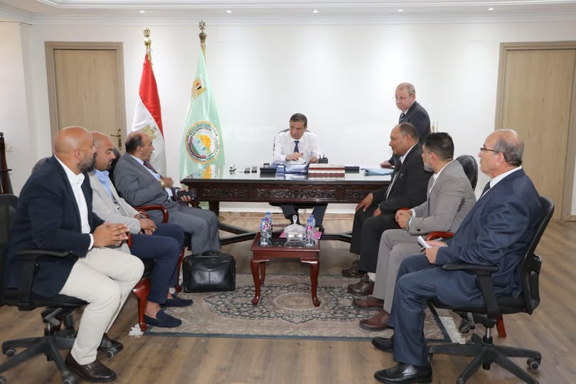وزير الزراعة يبحث مع شعبة "بيض المائدة"