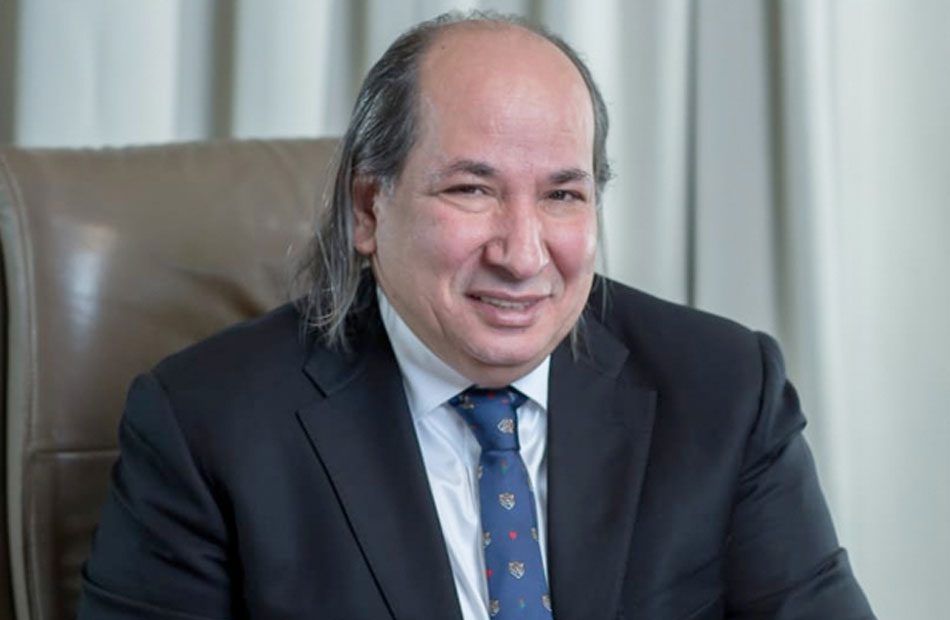 نائب بالشيوخ يطالب بإنقاذ صناعة الدواجن واللحوم والأسماك من أزمة نقص الأعلاف