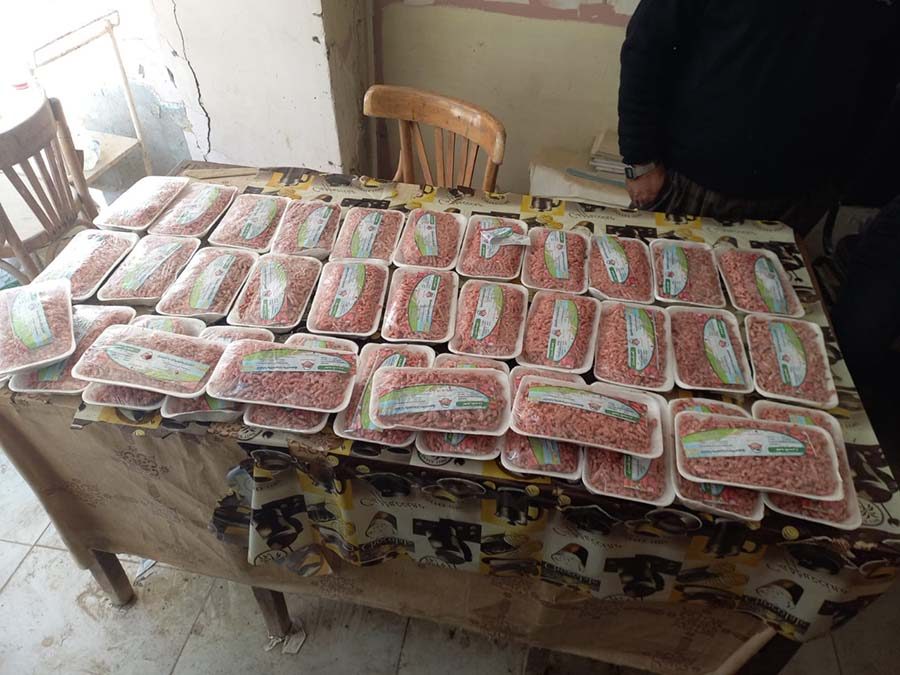 ضبط ٤ جزارين وأطباق لحوم مفرومة مجهولة المصدر بالفيوم