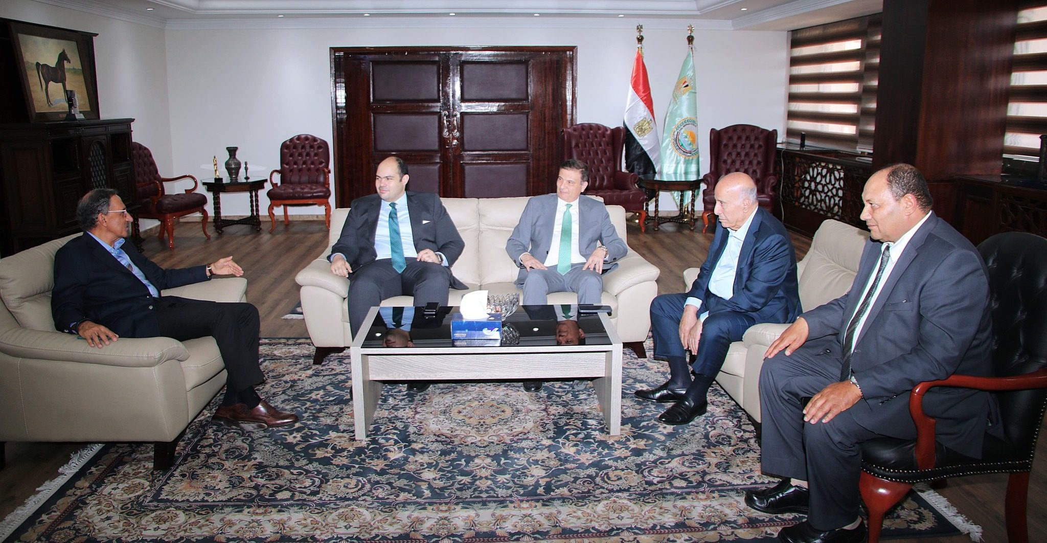 وزير الزراعة يبحث مع رئيس جهاز حماية المنافسة واتحاد الدواجن النهوض بالقطاع وزيادة الإنتاج والمعروض