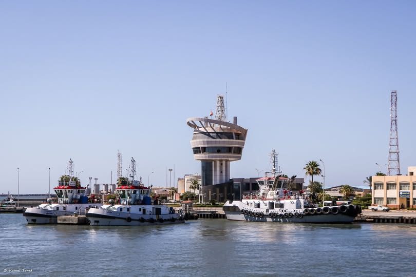 ميناء دمياط يستقبل 10594 طن ذرة خلال 24 ساعة