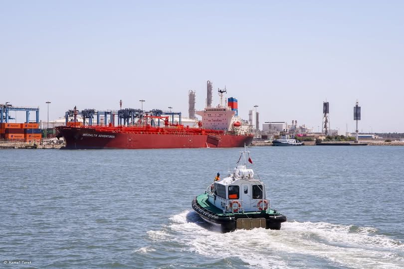 ميناء دمياط يستقبل 4685 طن ذرة و 9705 طن قمح