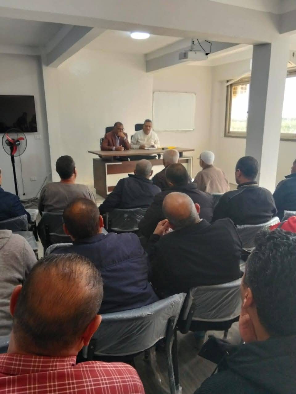 جهاز حماية وتنمية الثروة السمكية ينظم ورشة عمل لبحث مشاكل ومعوقات العمل بقطاع المصايد