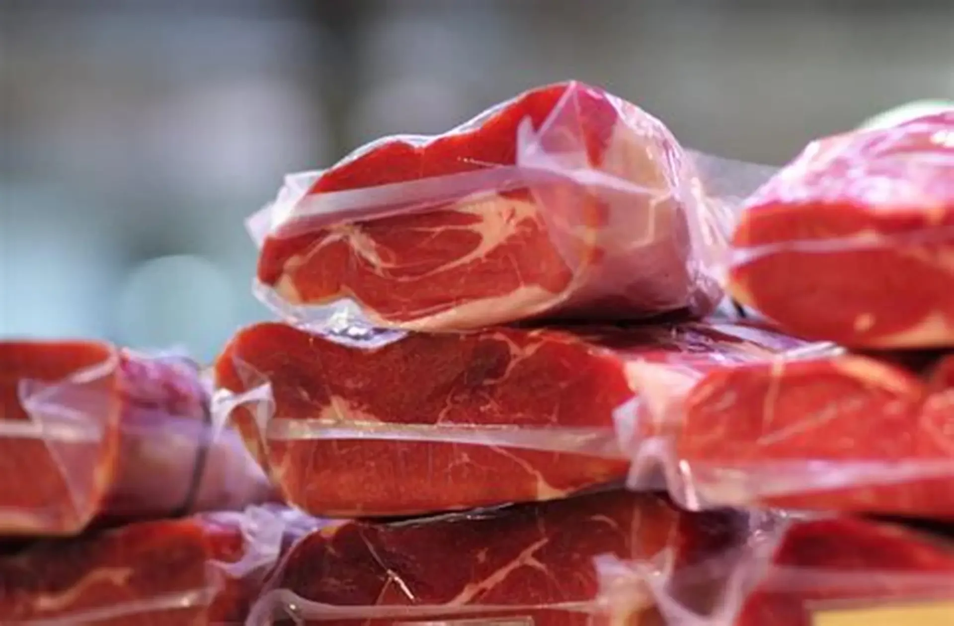 صادرات لحوم البقر البرازيلي ثابتة رغم الرسوم الجمركية الأمريكية وزيادة العرض تؤثر على الأسعار