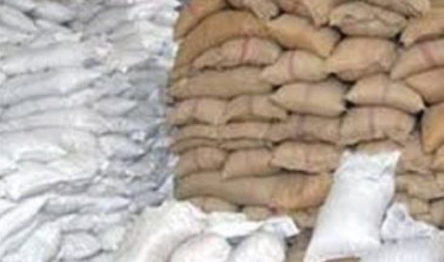 عبد المنعم خليل يكشف سعر العلف يخرج من الموانئ ب21 ألف جنيه