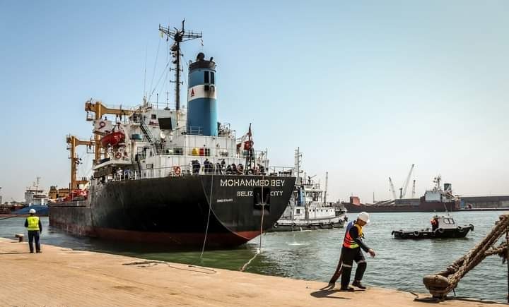 ميناء دمياط