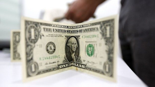 سعر الدولار اليوم الأحد 19-11-2023 أمام الجنيه المصري